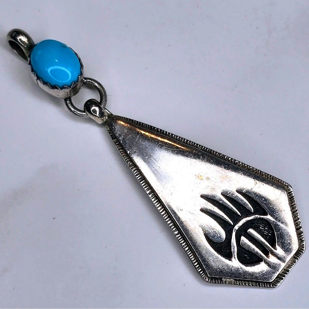 Native American Sterling Silver Bear Paw Turquoise Shadowbox Pendant Arrowhead